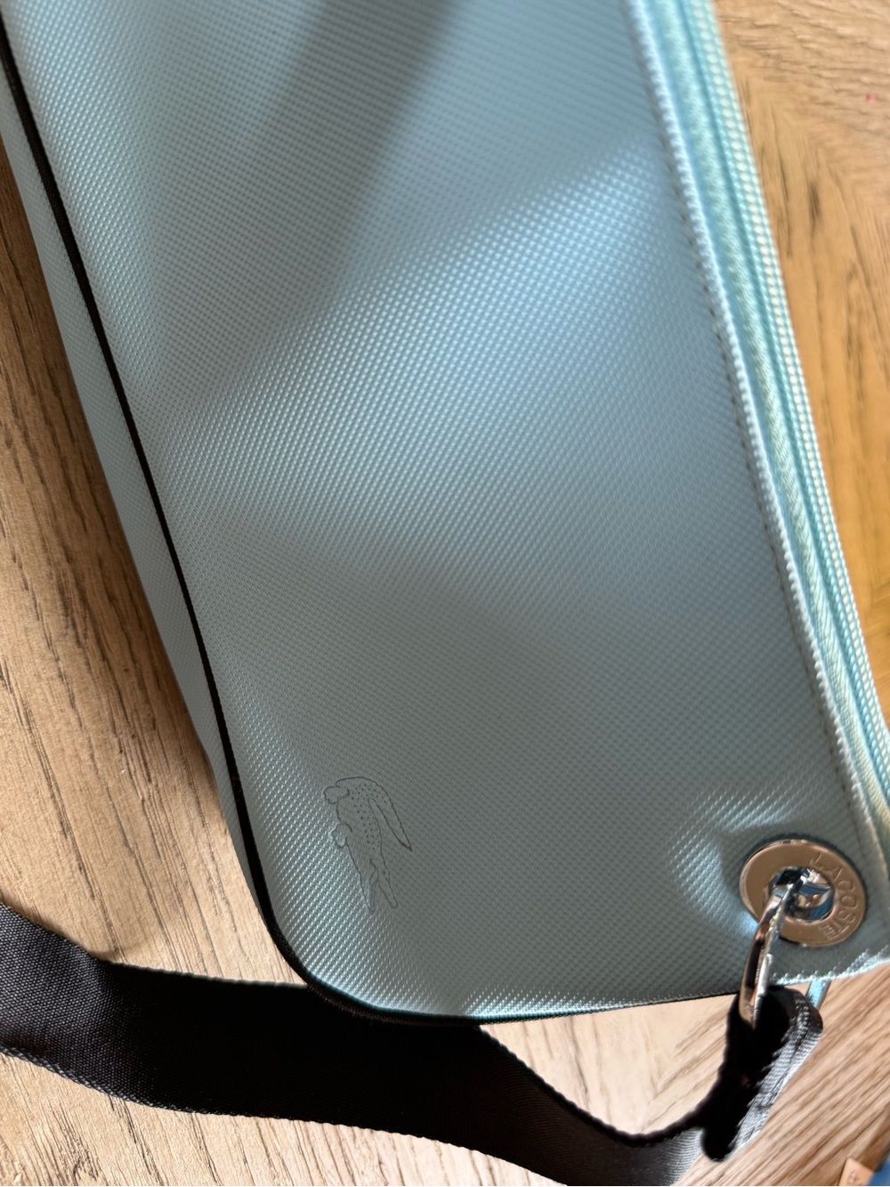 Early 2000s Lacoste Vintage “Baguette” Baby Blue Shoulder Bag with Black Strap - Picture 7 of 9